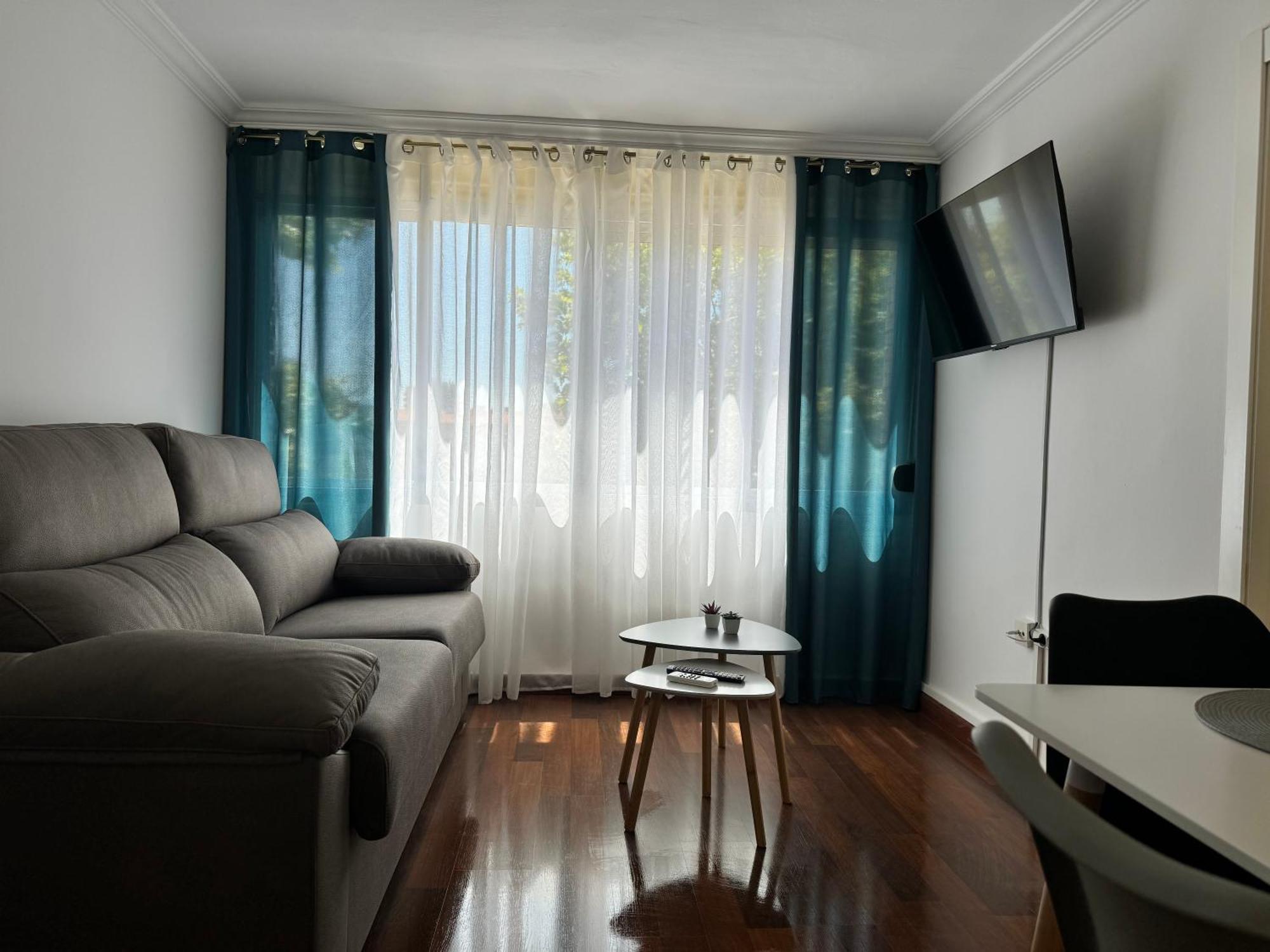 Alarcon En Zona Av Espana - Hospital Apartment