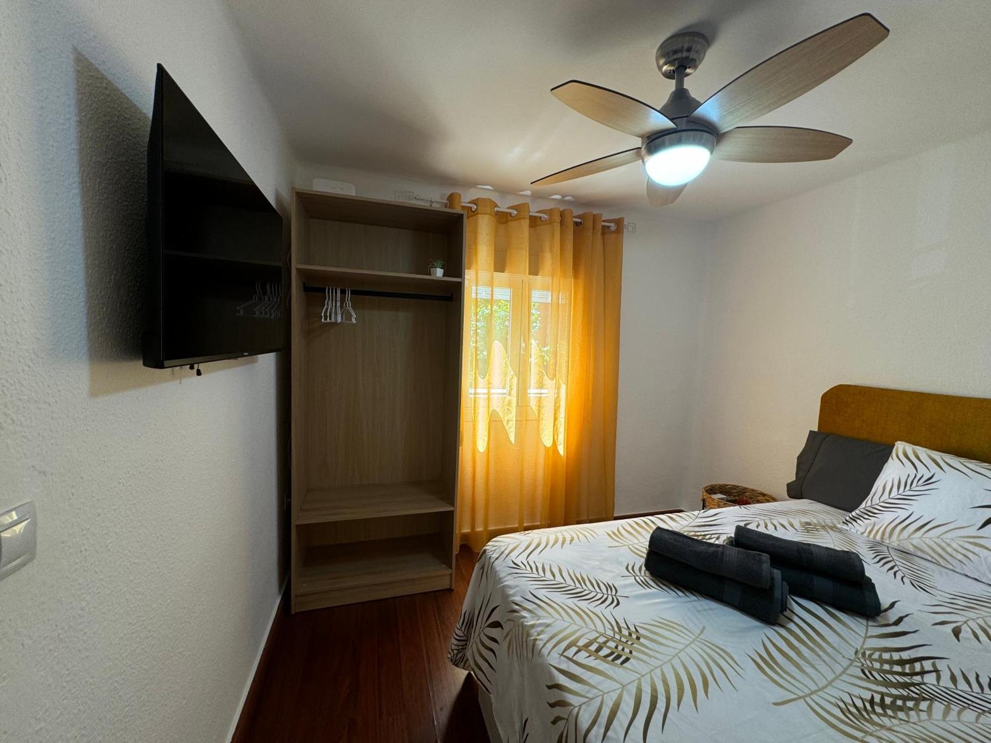 Alarcon En Zona Av Espana - Hospital Apartment *